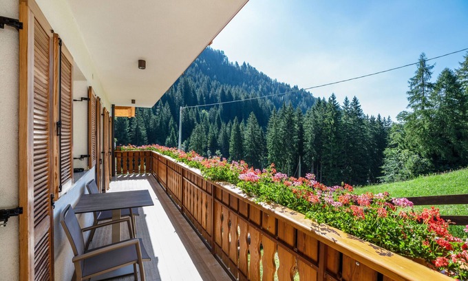 Proves Apartment | Apartment 'Bachwiesl Hof Wies' with Mountain View, Shared Terrace and Wi-Fi