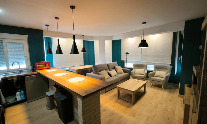 Benicarlo Apartment | Apartment 'Benicarló' with Sea View, Wi-Fi and Air Conditioning