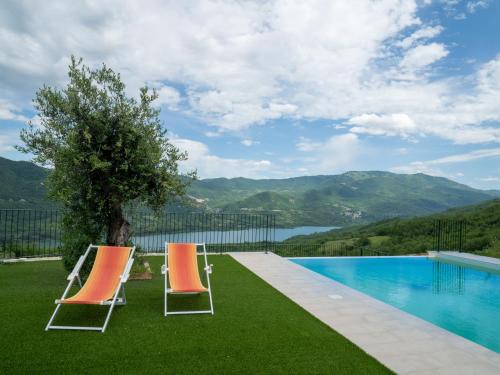Villa Santa Maria Apartment | Apartment Bomba vista lago 7 by Interhome