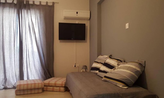 Vrahati Apartment | Apartment by the sea