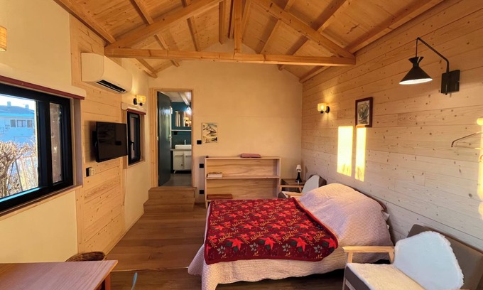 Marcellaz-Albanais Apartment | Apartment 'Cabane' with Wi-Fi and Air Conditioning