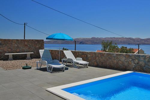 Cesarica Apartment | Apartment Camelia with pool and sea view