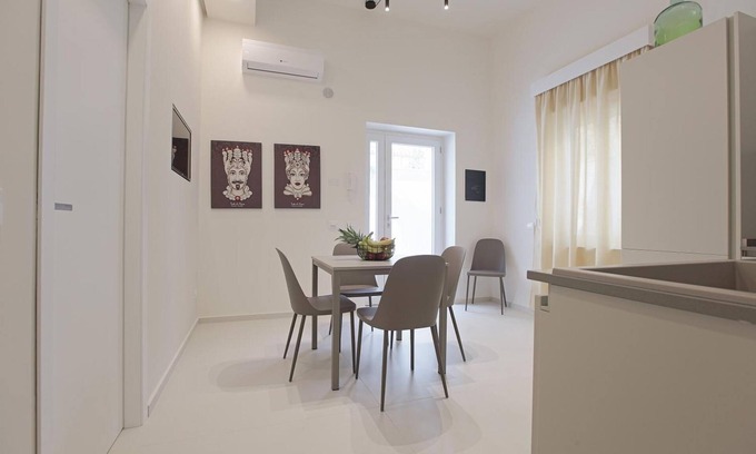 Agrigento Apartment | Apartment 'Casa Ancora' with Private Terrace, Wi-Fi and Air Conditioning