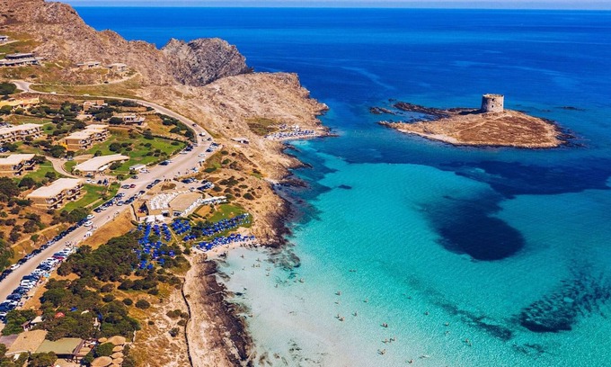 Tottubella Apartment | Apartment 'Casa Ikos' with Shared Garden, Wi-Fi and Air Conditioning