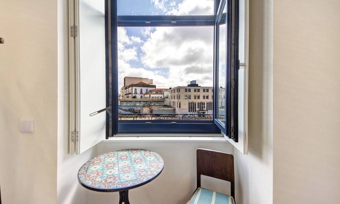 Aveiro Apartment | Apartment 'Casa Marques Ria View 2' with Lake View, Balcony and Wi-Fi