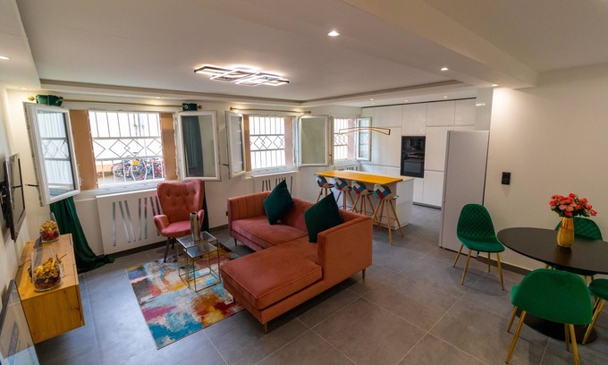 Grand Clement Apartment | Apartment 'Chic Et Elégant À Villeurbanne' with Wi-Fi