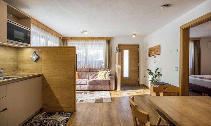 Mareo Apartment | Apartment 'Ciasa Rungg App Pares' with Mountain View, Garden & Wi-Fi