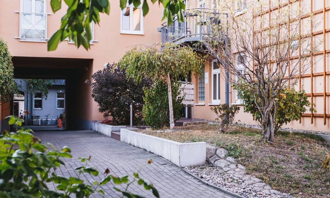 Outer Neustadt Apartment | Apartment 'City Apart Dresden - 3' with Wi-Fi