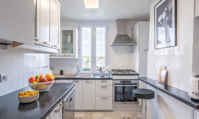 Centre Ville Apartment | Apartment Compiègne, 2 bedrooms, 4 persons