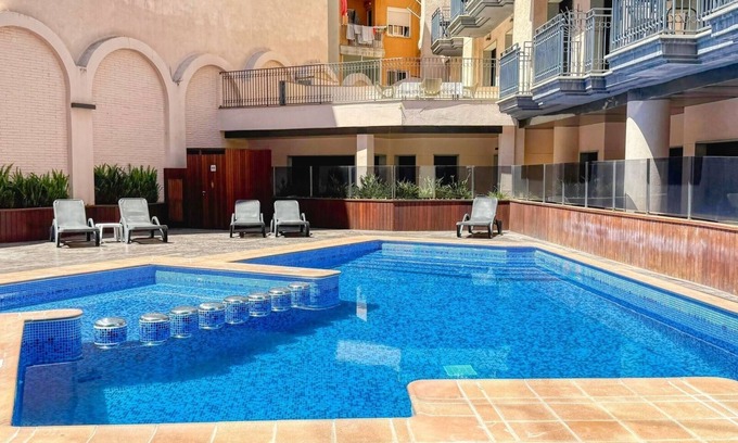 Lloret Town Center Apartment | Apartment 'Costacabana - Dali' with Shared Pool, Balcony and Wi-Fi