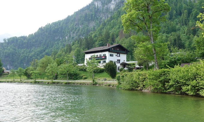Schoenau am Koenigssee Apartment | Apartment 'Haus Am See - Königssee' with Lake View, Private Terrace and Wi-Fi
