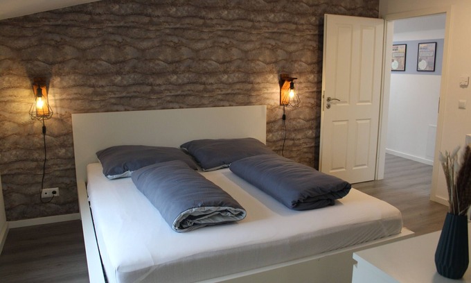 Rodgau Apartment | Apartment "Design Immo Rhein Main Rodgau" with Shared Garden & Wi-Fi