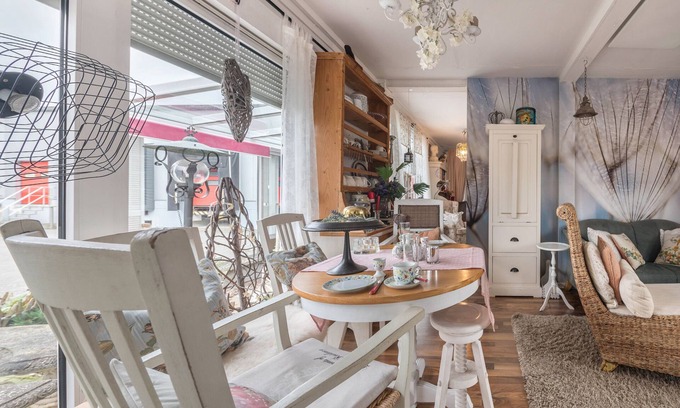 Erichshof Apartment | Apartment "Die Kleine Oase" with Terrace & Wi-Fi