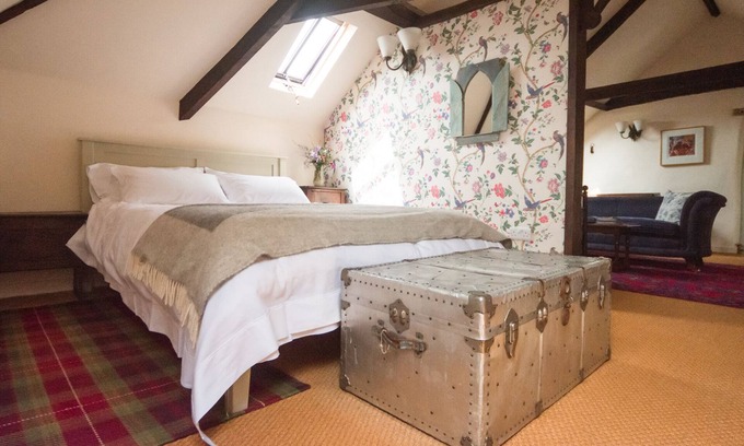 Crewkerne Bed & Breakfast | Apartment Double Ensuite - Jasmine