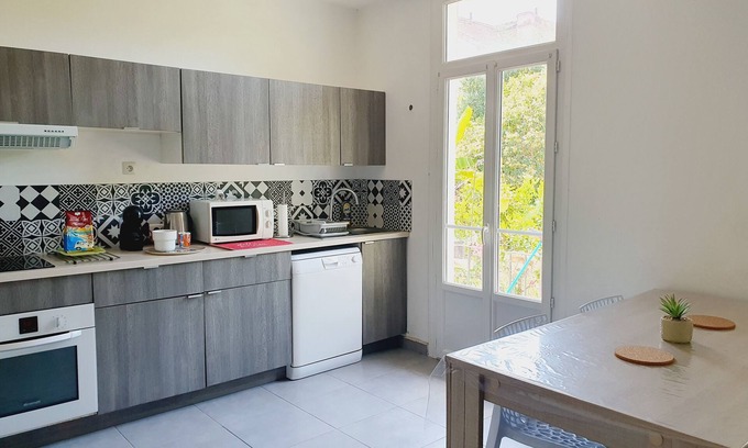 Le Ray Apartment | Apartment, downstairs of a quiet Nice house Nice Nord near tramway
