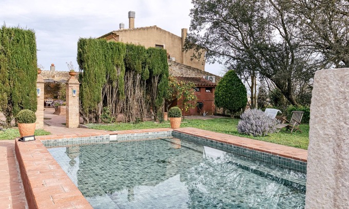 Ventallo Apartment | Apartment 'El Pedró Rural' with Mountain View, Wi-Fi and Air Conditioning