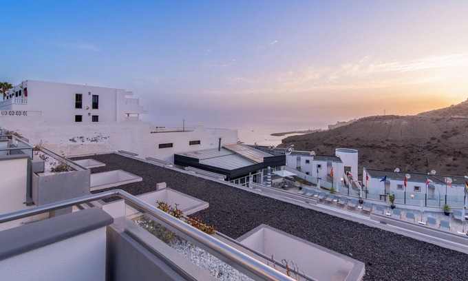 Patalavaca Apartment | Apartment-Ensuite with Shower-Sea view-2 Hab + Balcon