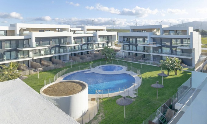 Zahara de los Atunes Apartment | Apartment 'Palacio De Pilas 22' with Shared Pool, Wi-Fi and Air Conditioning