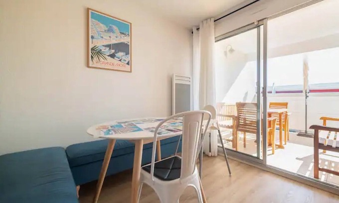 Le Couchant Apartment | Apartment F2 terrace "Port Athena" 150 m from the beach