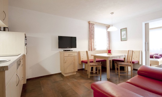 Virgen Apartment | Apartment-Family-Private Bathroom-Balcony-Top 4