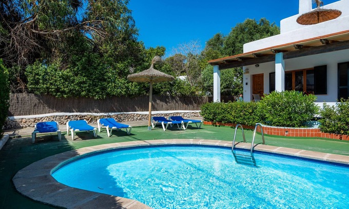 Cala d'Or Apartment | Apartment "Felipe 1-1 vista piscina" with Shared Terrace, Shared Pool & WiFi