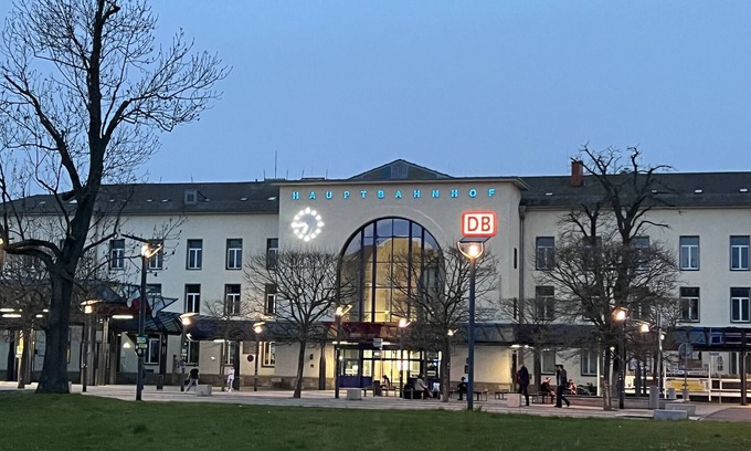 Gera Apartment | Apartment 'Ferienwohnung Am Theaterplatz' with Wi-Fi