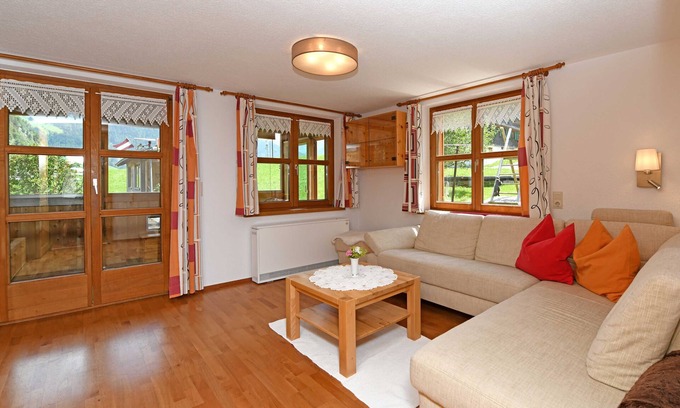 Au Apartment | Apartment Fluh - Guesthouse Margreth
