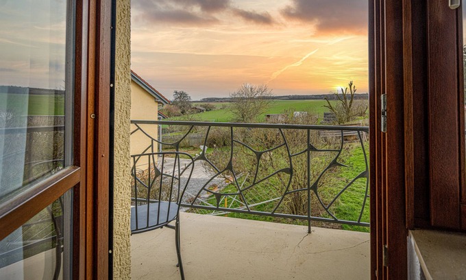Riedbach Apartment | Apartment for 2 - 3 people in a quiet location on the outskirts