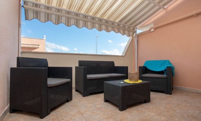 Torre Lapillo House | Apartment for rent with terrace (TL66A)