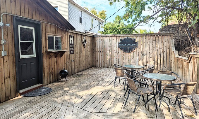 Alma Apartment | Apartment for rent in Beautiful downtown Alma