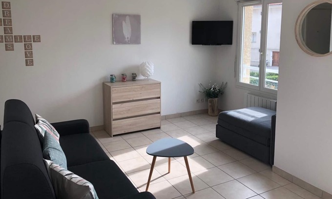 Allonzier-la-Caille Apartment | Apartment-Comfort-Private Bathroom