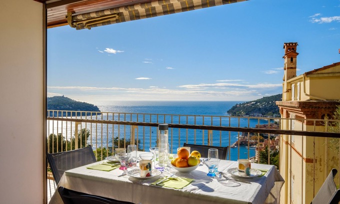 Villefranche-sur-Mer Apartment | Apartment 'Résidence Le Clos Charmerade' with Sea View, Wi-Fi and Air Conditioning