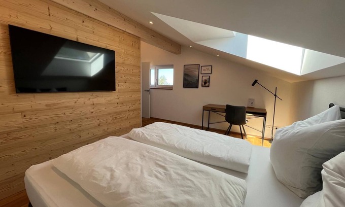 Friedach Apartment | Apartment 'Gemütliche' with Wi-Fi