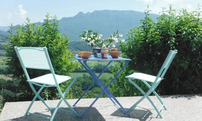 Parves et Nattages Apartment | Apartment 'Gite Encheminant' with Mountain View, Private Terrace and Wi-Fi