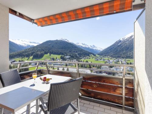 Meierhof Apartment | Apartment Guardaval - Utoring-9 by Interhome