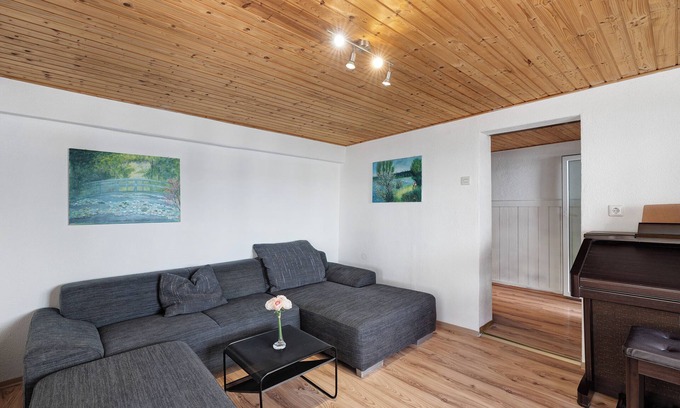 Pfalzgrafenweiler Apartment | Apartment 'Hagen' with Wi-Fi
