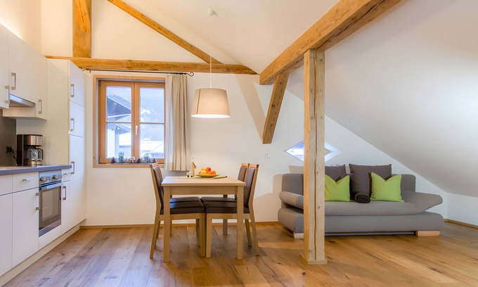 Mellau Apartment | Apartment 'Hangspitz' with Shared Garden and Wi-Fi