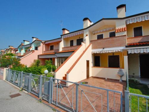 Eraclea Mare Apartment | Apartment Hermitage-3 by Interhome