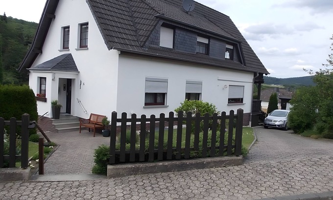 Wimbach Apartment | Apartment 'Heinz Romes' with Shared Terrace, Balcony and Wi-Fi