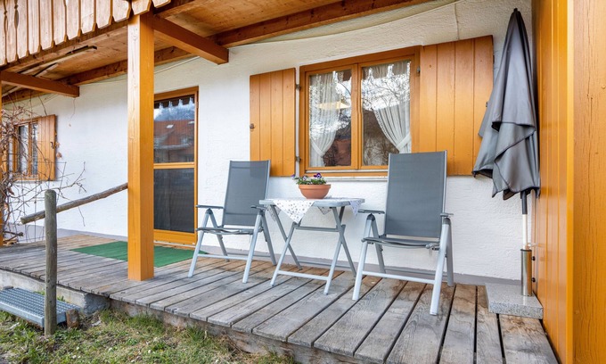 Schwangau Apartment | Apartment 'Herrehänsle' with Private Terrace, Shared Garden and Wi-Fi