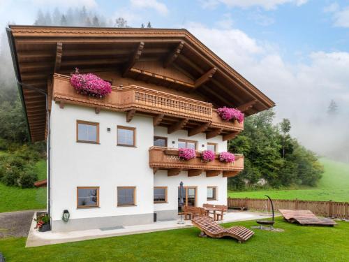 Ramsau im Zillertal Apartment | Apartment Hocheben by Interhome
