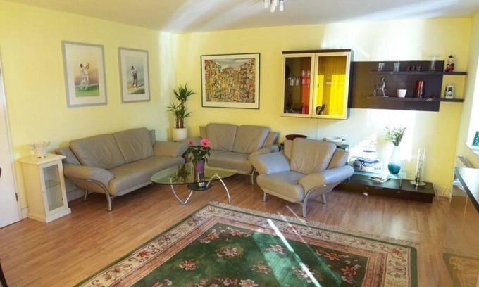 Russee - Hammer Apartment | Apartment house in the local recreation area - apartment/apartment, shower, WC Whg. EG