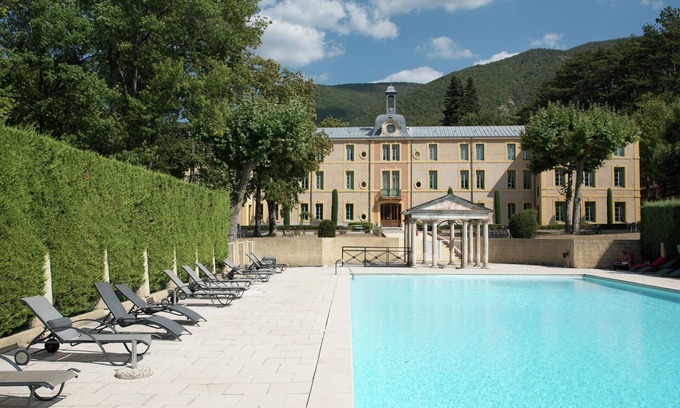 Montbrun-les-Bains Apartment | Apartment in Rhone Alpes near Ski Slopes