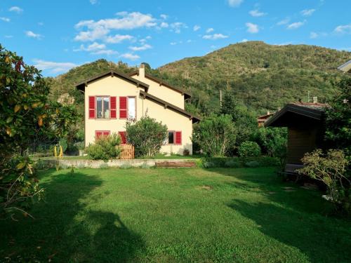 Maccagno Apartment | Apartment Il Ciliegio by Interhome