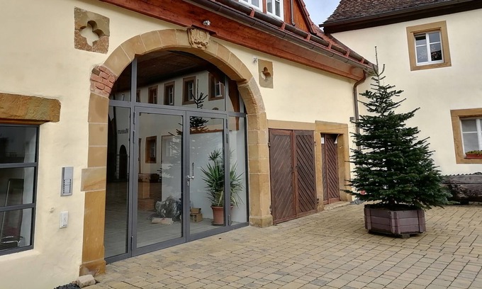 Laucheim Apartment | Apartment in a historical building