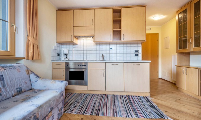 Valdaora di Sopra House | Apartment In A Hotel 'Residence Oberhauser Apt 3' with Mountain View, Shared Terrace and Wi-Fi