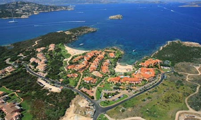Capo Ferro Apartment | Apartment in Cala del Faro - Porto Cervo 90 sq m with 2 large terrraze facing the sea