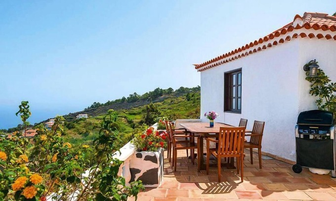 El Tanque Apartment | Apartment in El Tanque with bubble bath