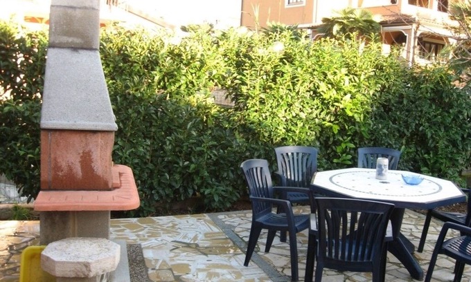 Funtana Apartment | Apartment in Funtana with Air condition, WIFI, Washing machine (4990-1)