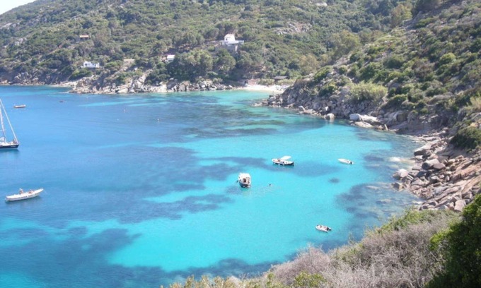 Giglio Castello Apartment | Apartment in Giglio Castello with 2 bedrooms sleeps 5